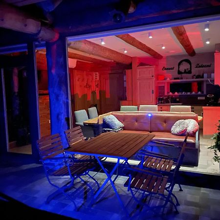 Holiday Home Ernest Zelezni With Hot Tub イヴァンチュナ・ゴリツァ エクステリア 写真