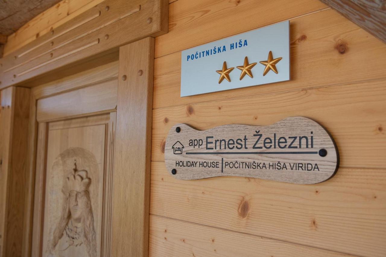Holiday Home Ernest Zelezni With Hot Tub イヴァンチュナ・ゴリツァ エクステリア 写真